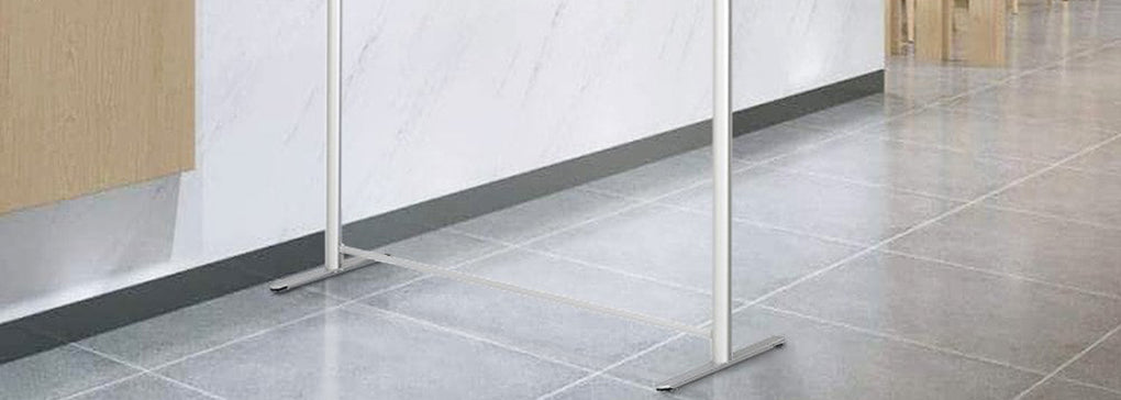 Free Standing Sneeze Guards