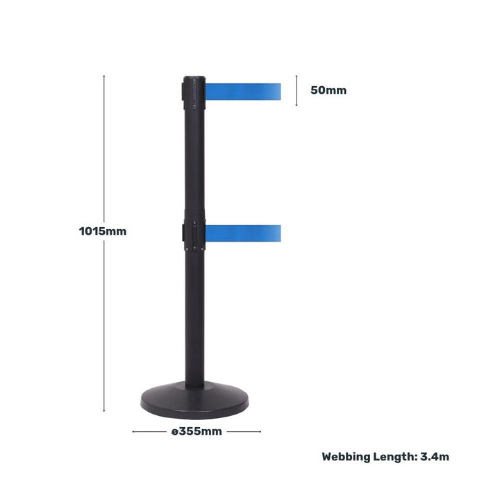 Black dual-belt barrier post with blue webbing displaying detailed dimensions including height, belt width, base diameter, and total webbing length.